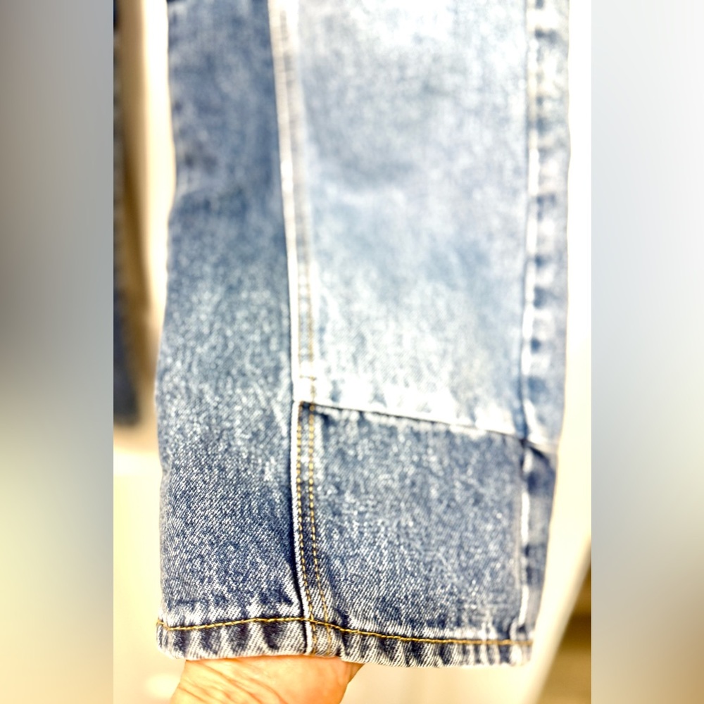 Universal Thread Blue Star Patch Boyfriend Jeans - image 6
